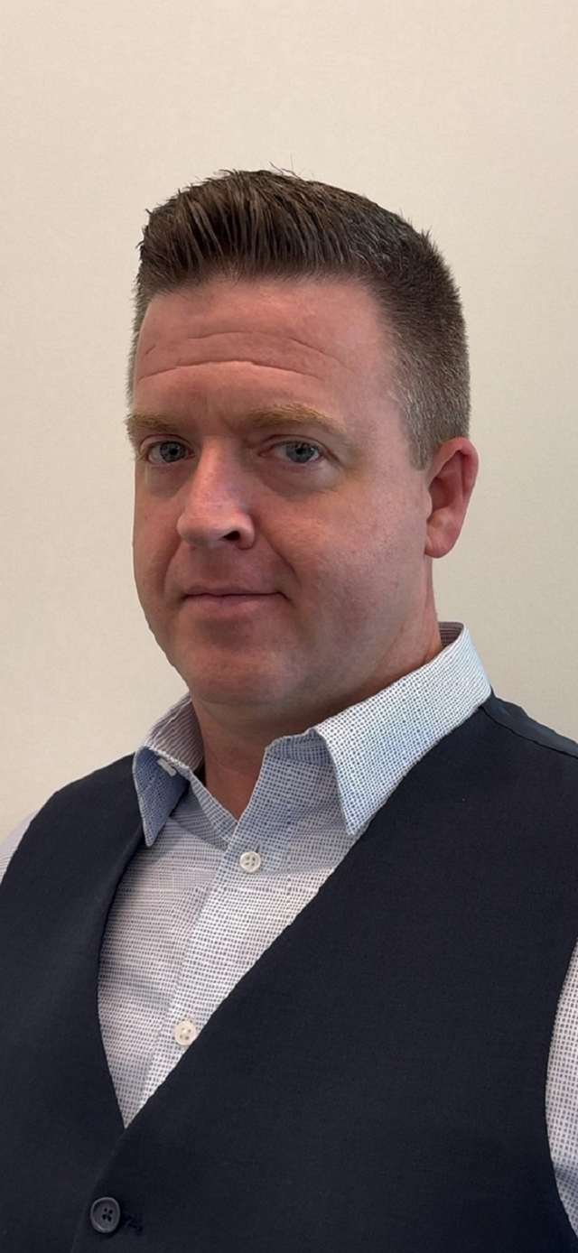 DAVID WADE - DESK MANAGER