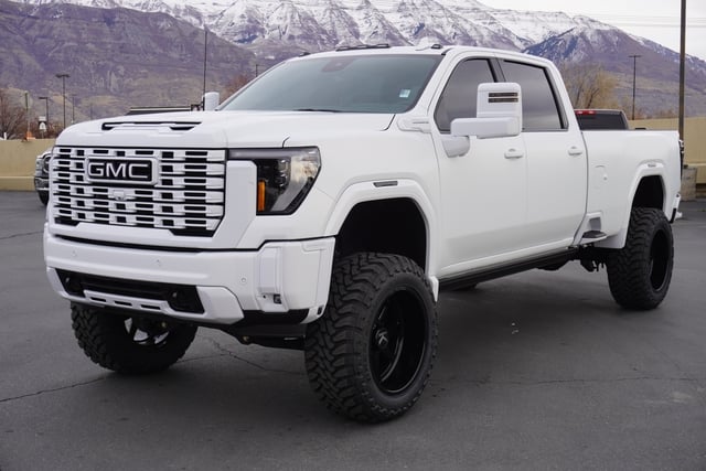2025 GMC 3500 SATIN WHITE - 22611