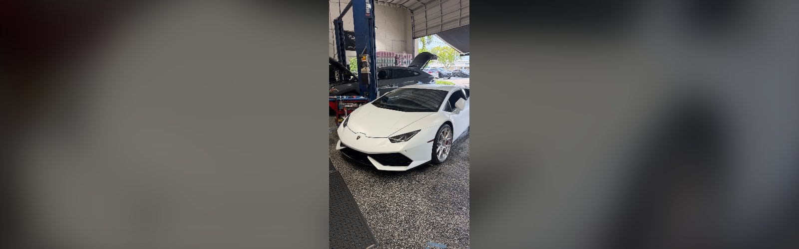 White Lamborghini in the Presidential Auto service area in Delray Beach, FL